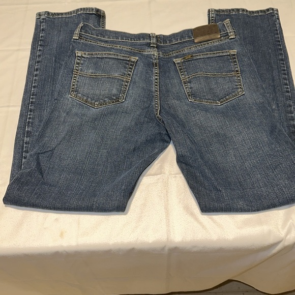 E. Lees Men’s Lee classic fit jeans - Picture 4 of 5